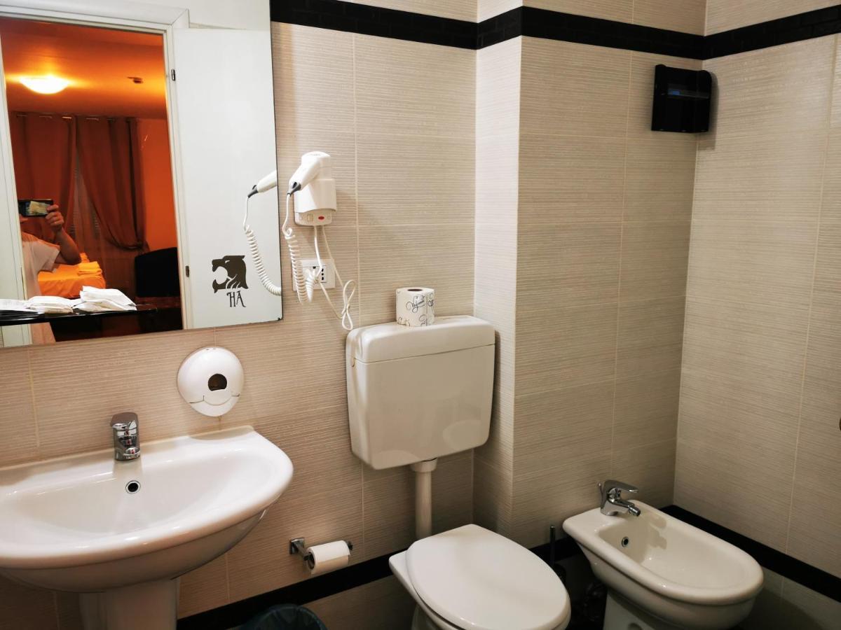 New Alexander Hotel Genova Eksteriør bilde