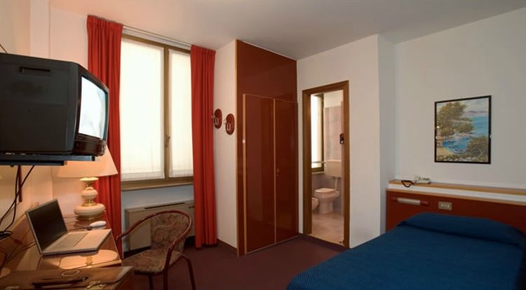New Alexander Hotel Genova Eksteriør bilde